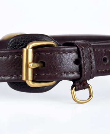 Soft Collar – Brown - Brown and white soft cow leather collar with machine stitching and brass lacquered hardware in 2.5 x 50 cm size...