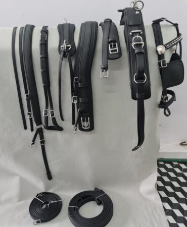 Biothane Single Harness Set - High-quality, durable Biothane single horse harness reinforced with leather and fitted with stainless steel hardware. Features an anatomical, dimensionally stable...