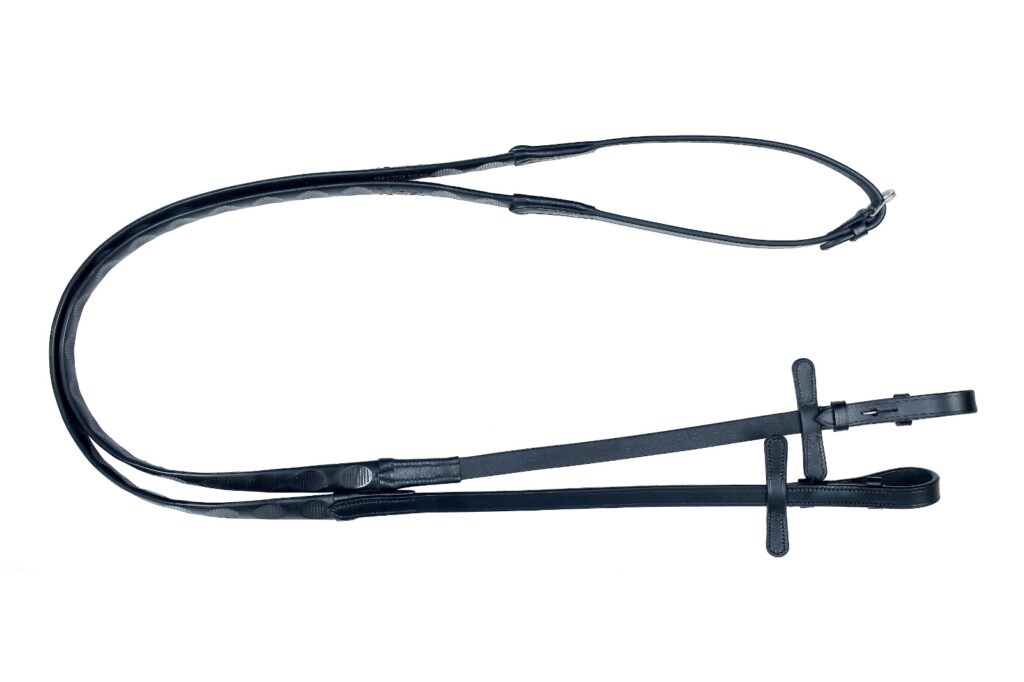 Rubber Reins - Built-in stoppers prevent the reins from slipping, offering enhanced control and rider confidence.